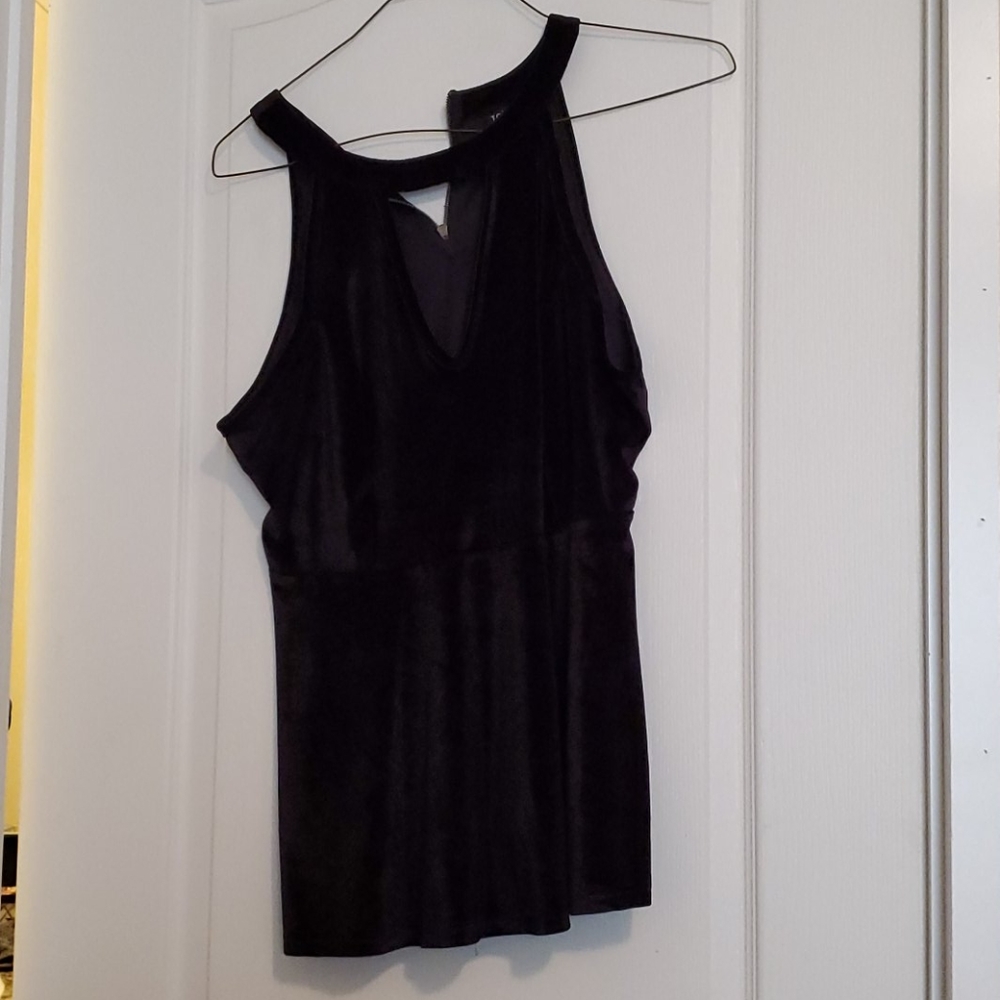 00 Torrid black velvet peplum top